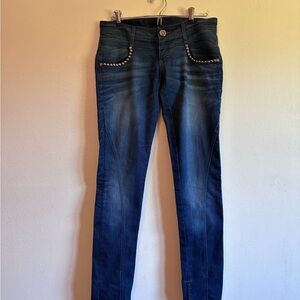 Elegant Dark Blue Skinny Jeans with Stud Accents